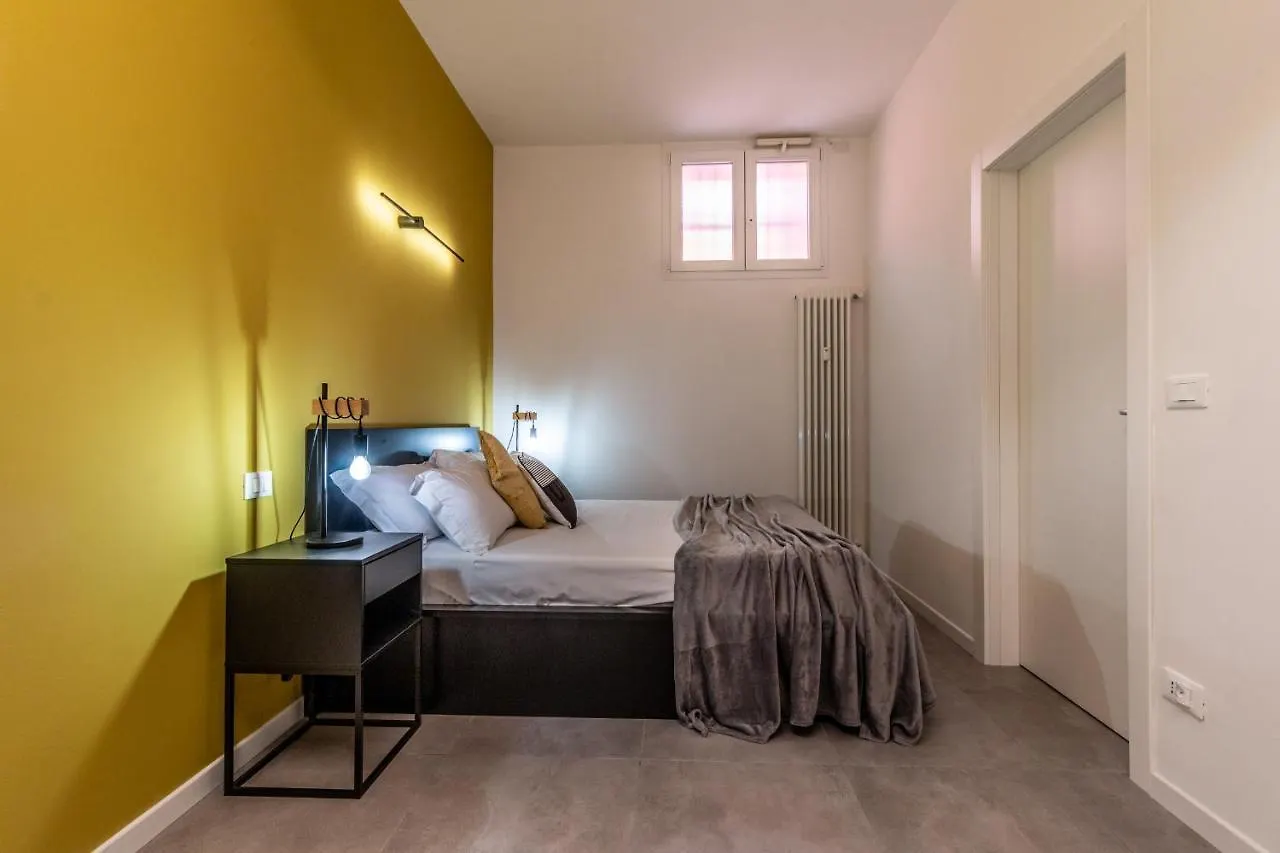 Housmart Tartini 6 Loft 3 Apartment Bologna 0*,  Italy